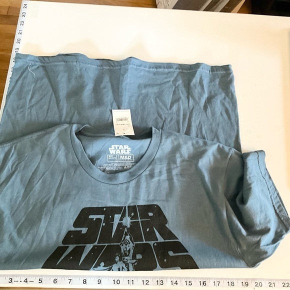 New with tags size medium Star Wars t-shirt - Picture 2 of 9